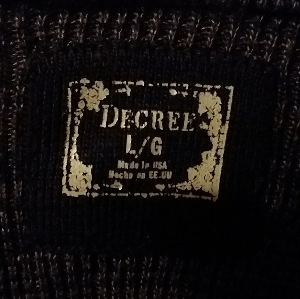 DECREE top - Picture 4 of 5